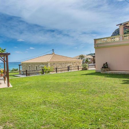 Villas Porto Odysseas Afionas Corfu ภายนอก รูปภาพ