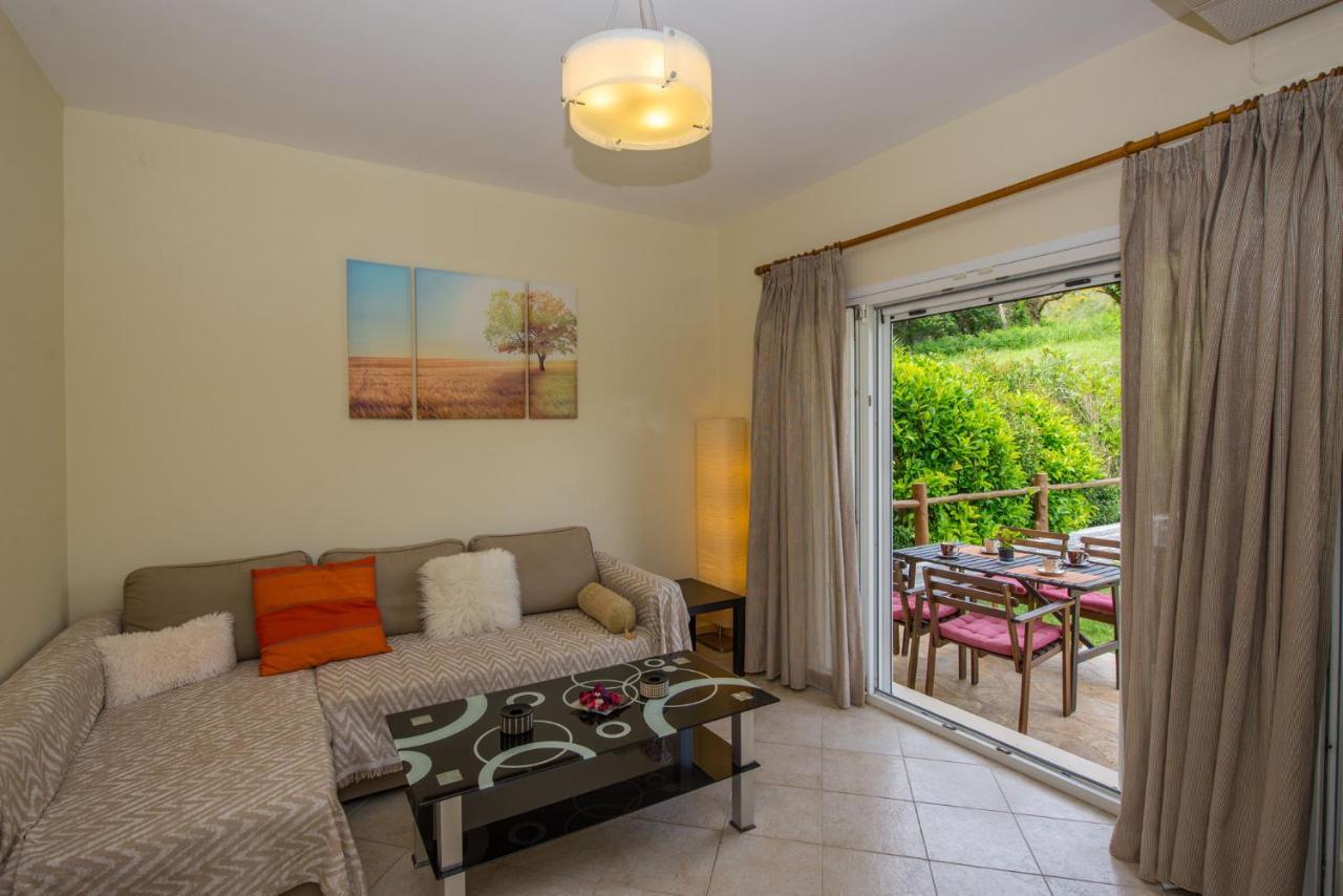 Villas Porto Odysseas Afionas Corfu ภายนอก รูปภาพ