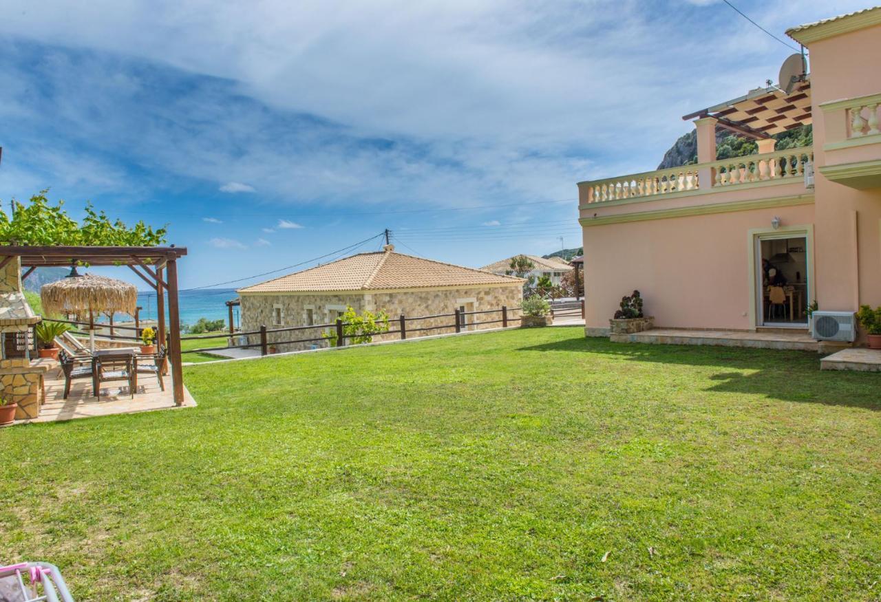Villas Porto Odysseas Afionas Corfu ภายนอก รูปภาพ